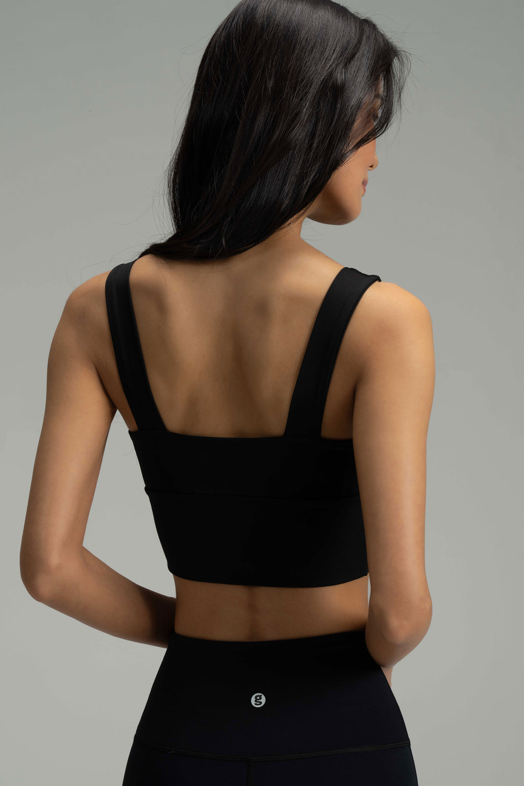 ContourHold V-Cut Sports Bra