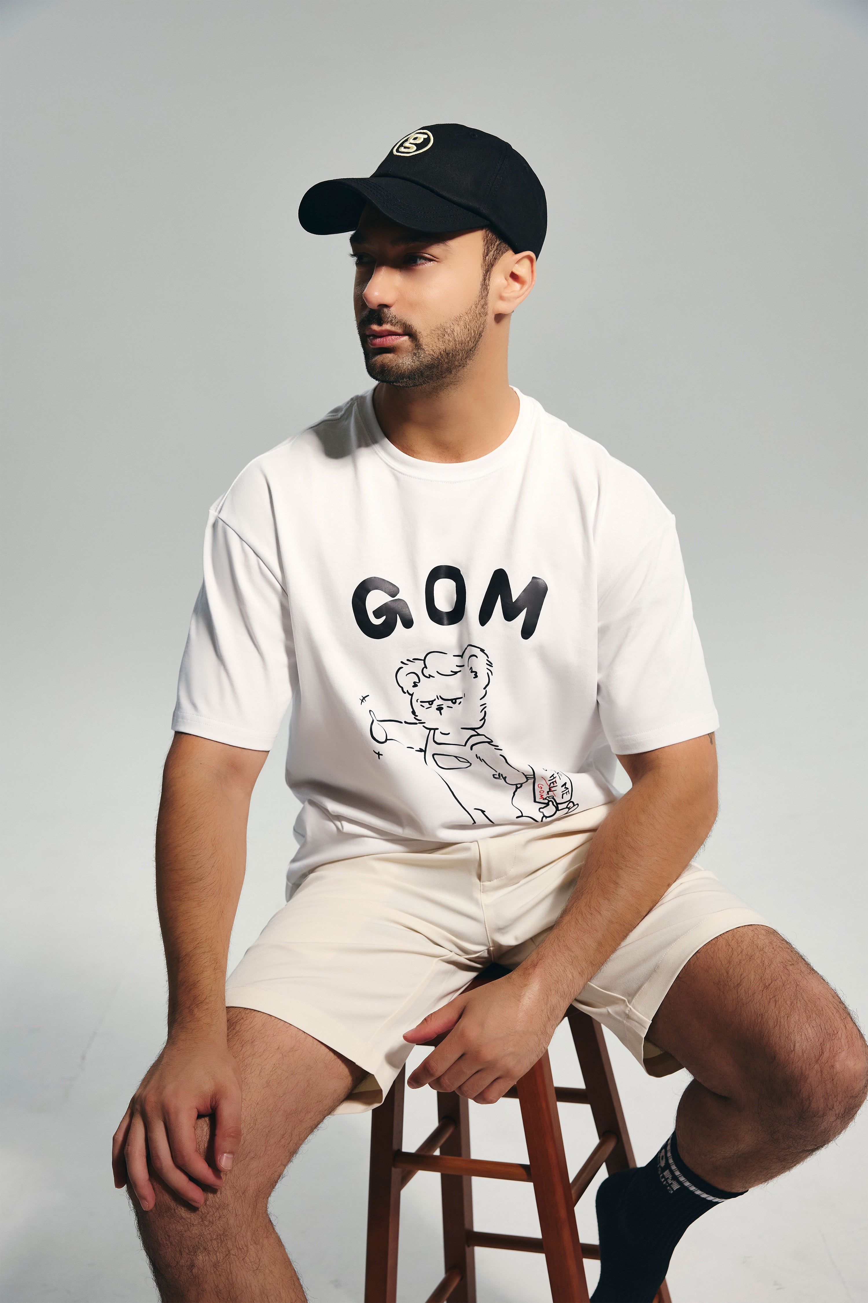 GOM 시그니처 베어 티셔츠